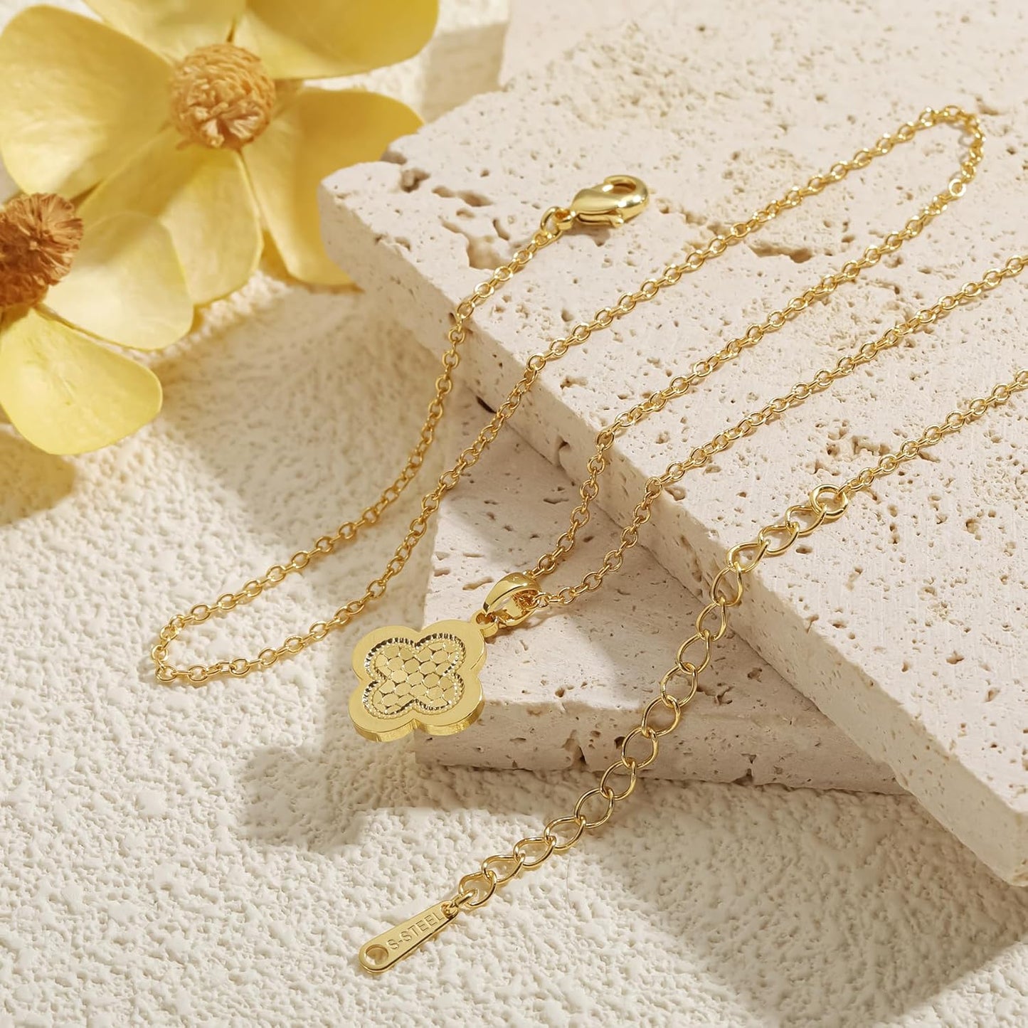 Gold Clover Necklace for Women Dainty 14K Gold Plated Pendant Necklace Adjustable Chain Choker Charm Colorful Clover Pendant Lucky Necklaces for Women Jewelry