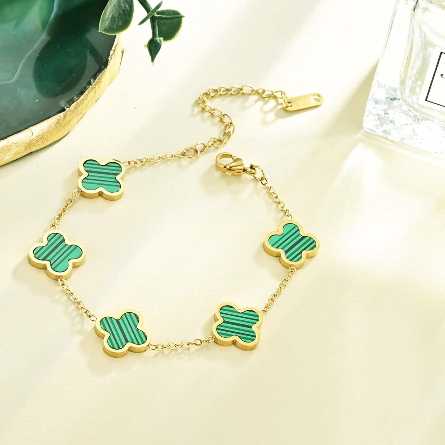 Lucky Clover Sets Clover Necklace and Earrings Set Four Leaf Clover Bracelet 18K Gold Plated Fashion Cute Jewelry for Women