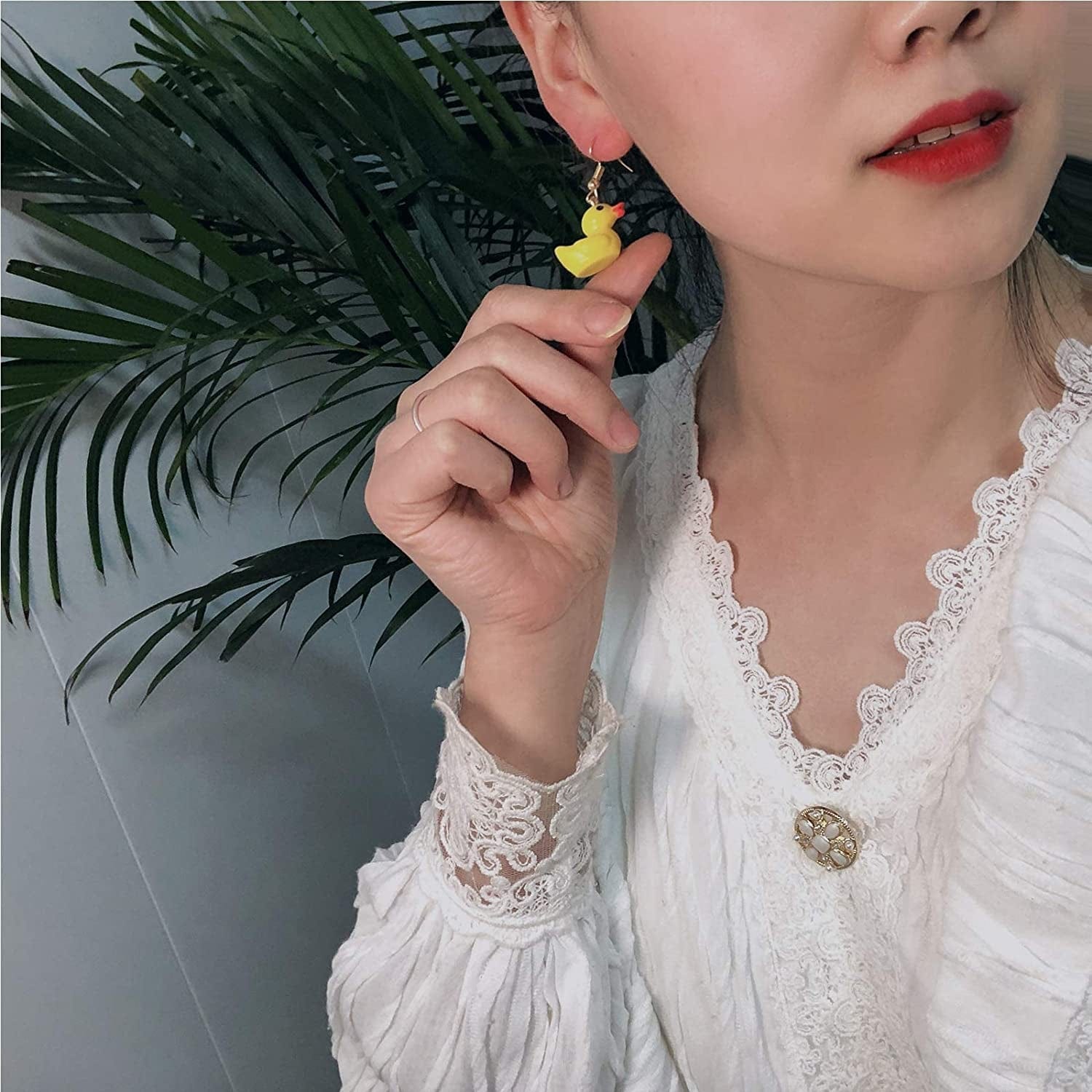 1-12 Pairs Funny Earrings Rubber Duck Gummy Bear Goldfish Water Bottle Strawberry Mushroom Boba Tea Butterfly Cloud Flowers Dinosaur Egg Earrings