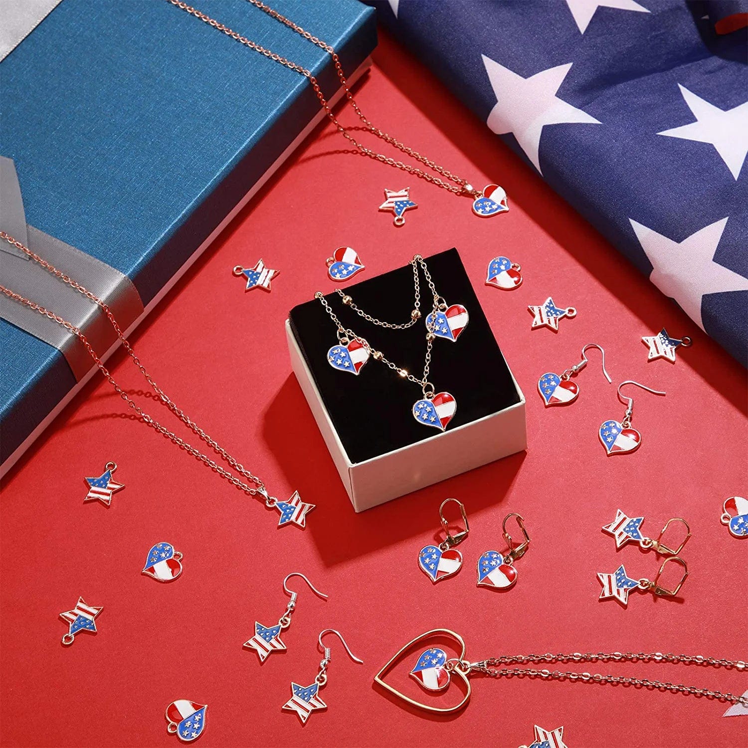 100 Pieces American Flag Star Heart Shape Charms Pendant Red White and Blue Alloy Enamel Pendants Patriotic Mini Heart Charm Pendant for DIY Independence Day Jewelry Earring Bracelet Necklace Making