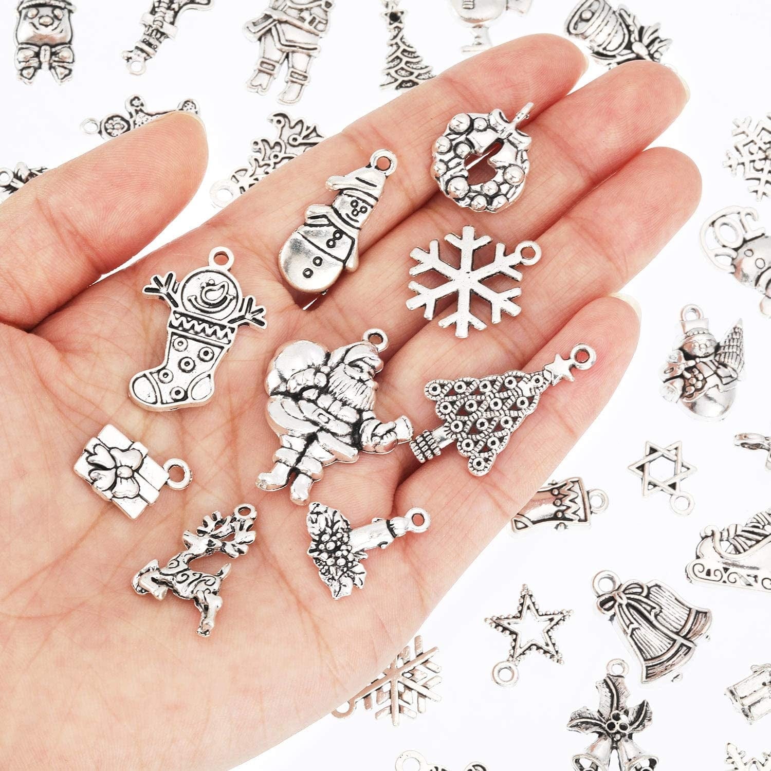 100 Pieces Christmas Charms Antique Silver Pendants Christmas Jewelry Pendant Accessory for DIY Necklace Bracelet
