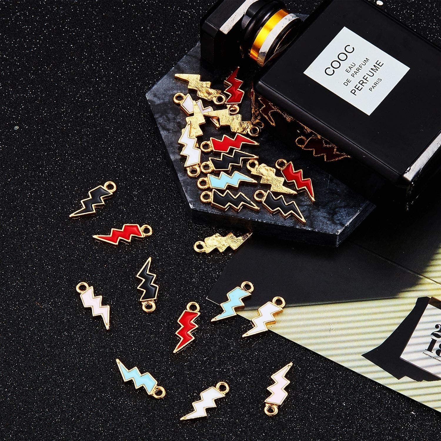 100 Pieces Enamel Flash Shape Charms Mixed Color Zinc Alloy Enamel Charms Pendants for Bracelet Necklace Earrings Pendant DIY Jewelry Making Supplies, 5 Colors