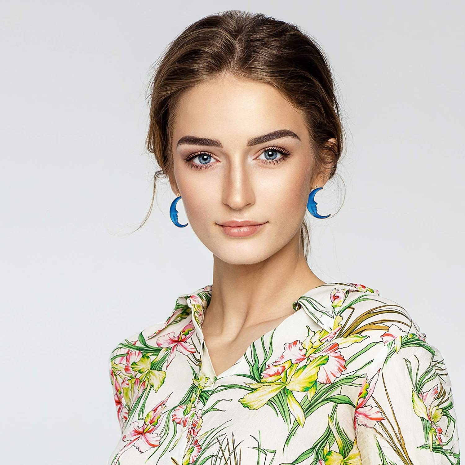 108 Pieces Jewelry Charms, Mixed Antique Silver Sun Stars Moon Charms Pendants, Assorted Gold Plated Enamel Cat Moon Star Celestial Charm Pendant for Earrings Necklace Jewelry Crafting