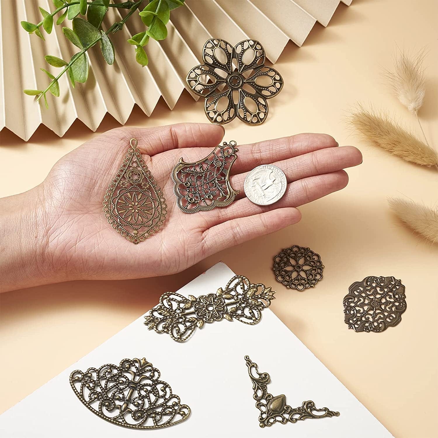 120Pcs/Box Antique Bronze Iron Filigree Connector Charm Pendants Tibetan Metal Filigree Findings for DIY Hairpin Necklace Jewelry Making Antique Bronze