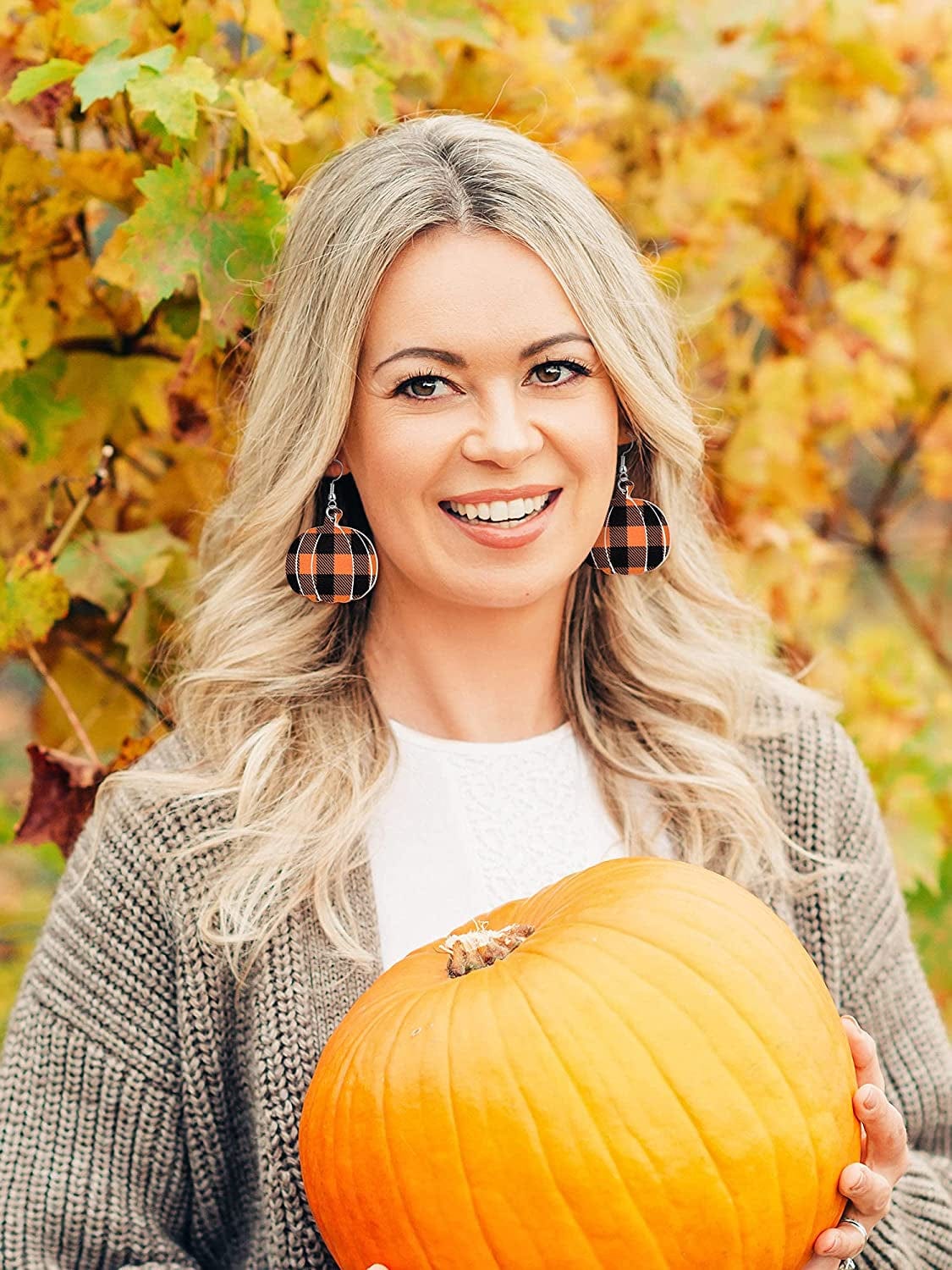 20 Pairs Thanksgiving Dangle Earrings Pumpkin Earrings Buffalo Plaid Drop Earrings Charm Faux Leather Pumpkin Earrings for Women Girls Thanksgiving Day Supplies