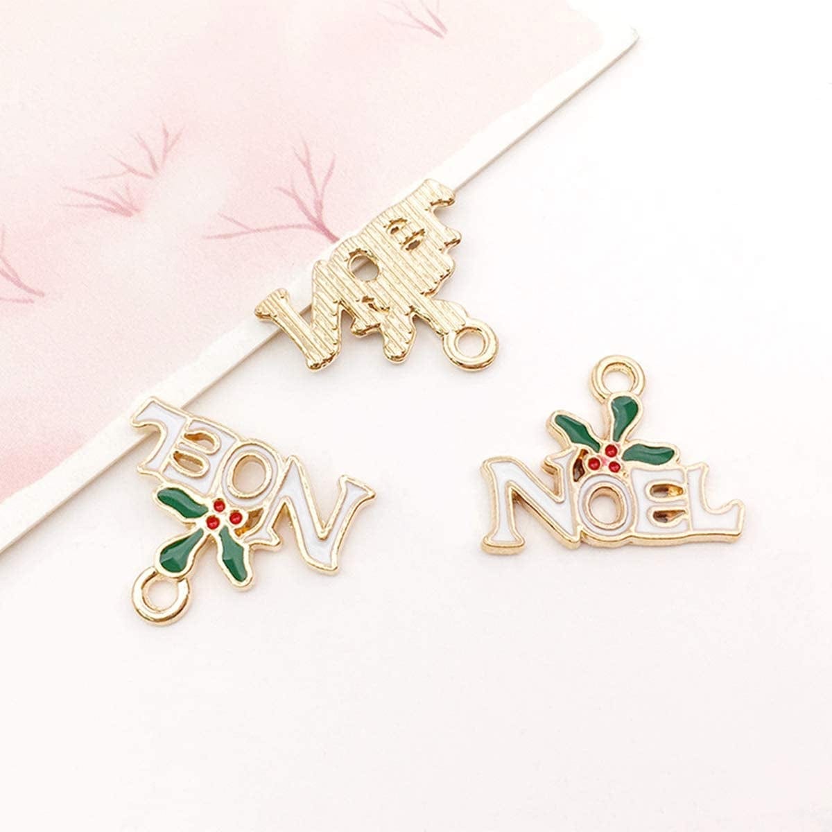 20 Pcs Gold Christmas Tree Snowflake Snowman Angel Enamel Charms Pendant,Dainty Gold Charms Pendants Crafting Accessories for Christmas Theme and Necklace Bracelet Jewelry DIY Making