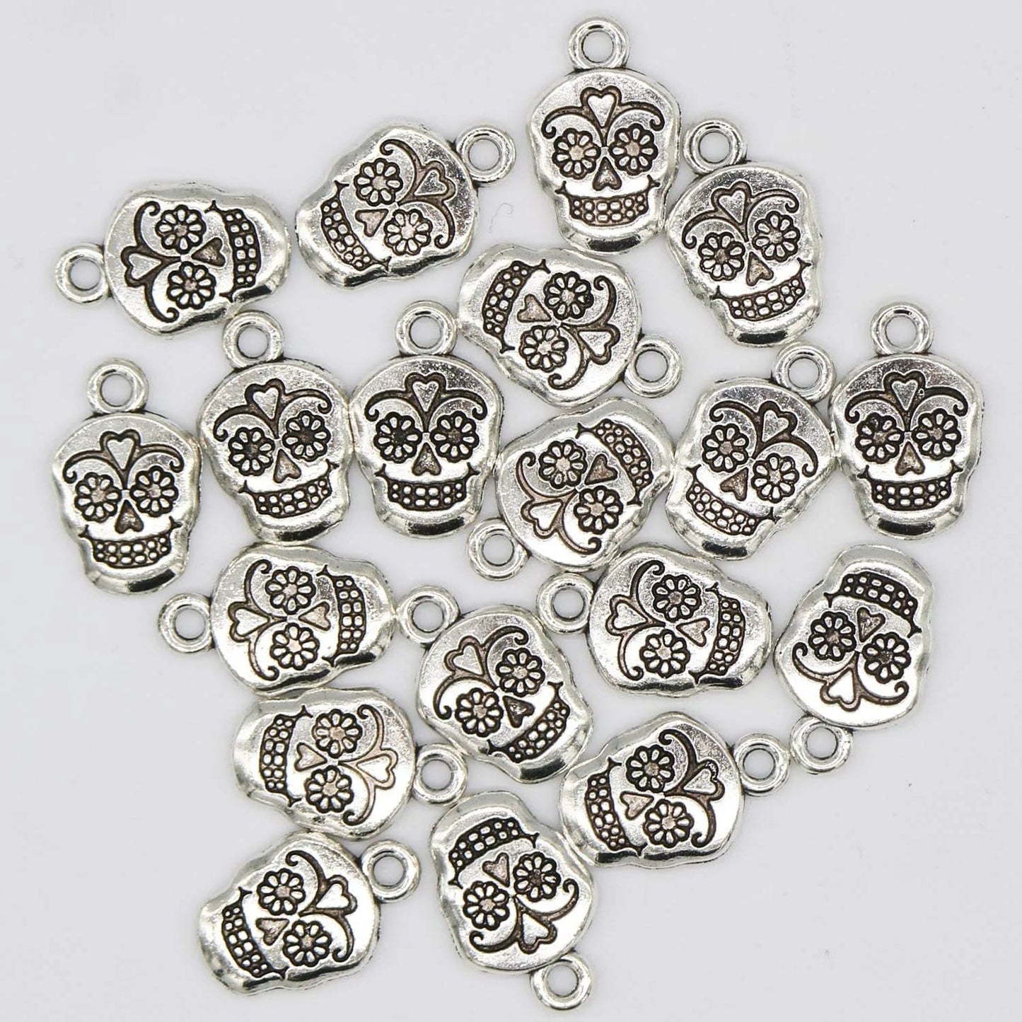20 Pcs Tibetan Pendants Antique Silver Alloy Tibetan Style Skull Pendants Cadmium Free Nickel Free Charm Pendants for Women Men Jewelry Making Crafting