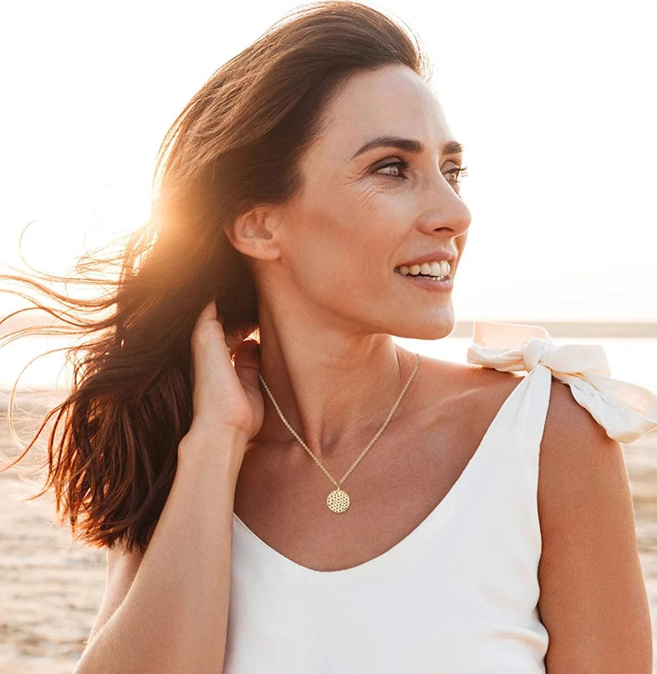 20PCS Layered Choker Necklaces for Women,Gold Silver Coin Bar Pendant Y Necklace Multilayer Cute Moon Star Pearl Necklace Adjustable Chain Choker Necklaces Set for Teen Girls Women