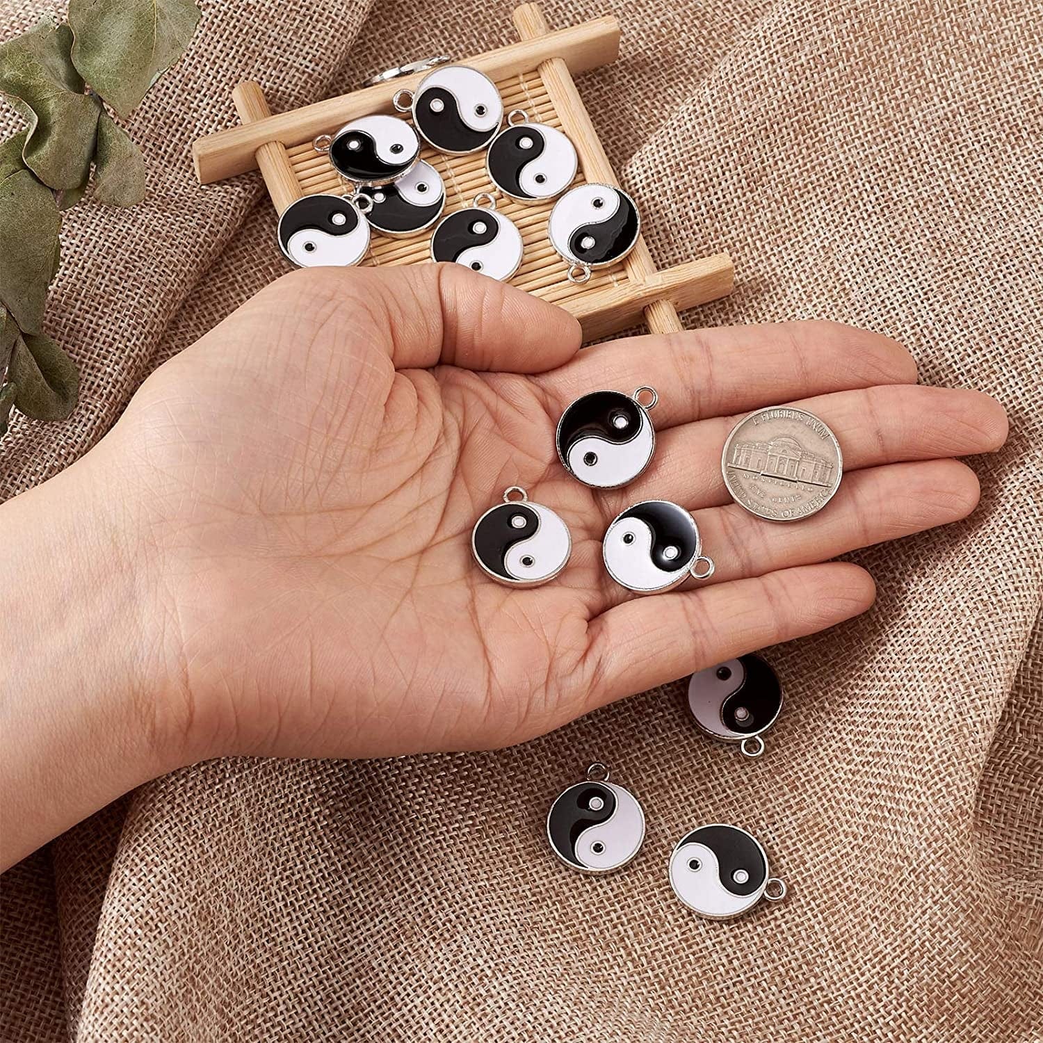 20Pcs Yin Yang Enamel Charm 21X18Mm Double Sided Enamel Yoga Meditation Dangle Charm Pendants for Earrings Necklace Bracelet Jewelry Making and Crafting