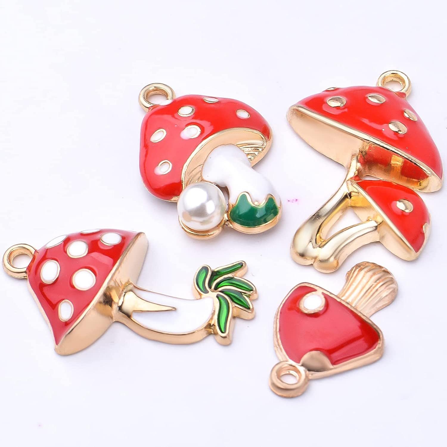 24Pcs Enamel Mushroom Pendant Charms Red Cute Mushroom Charms Jewelry Making Accessories for DIY Earrings Necklace Bracelet Birthday Party Favor Gifts, 4 Styles