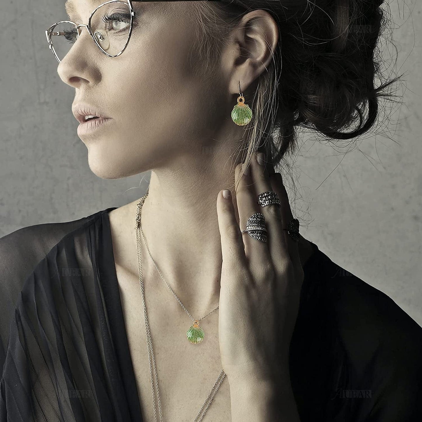 , 30 Pack Ocean Starfish Conch Seashell Enamel Charms Pendants for DIY Jewelry Making (Ocean Charms Style 1)