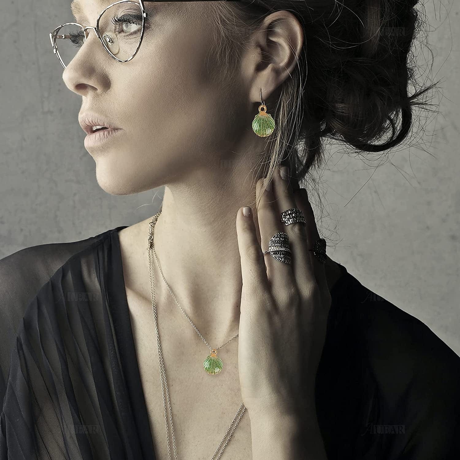 , 30 Pack Ocean Starfish Conch Seashell Enamel Charms Pendants for DIY Jewelry Making (Ocean Charms Style 1)