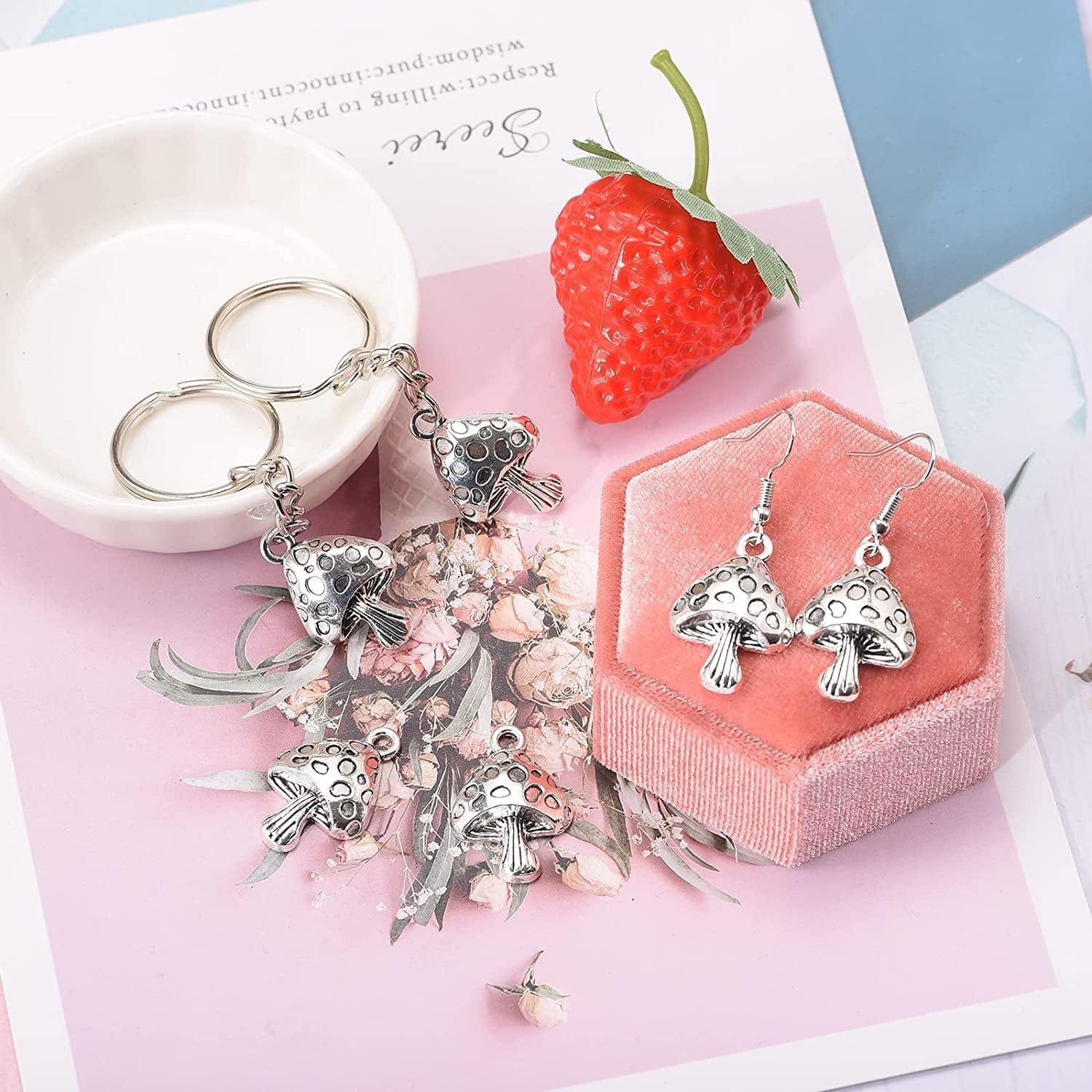 30Pcs Antique Silver Mushroom Charms Craft Supplies Pendants Beads Charms Pendants for Crafting Jewelry Findings Making Accessory for DIY Necklace Bracelet 17Mmx26Mm(A565)