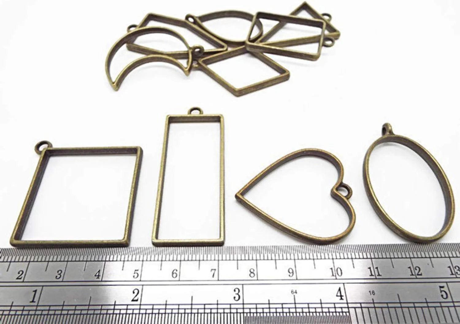 30PCS Bezel Open Back Pendant Blanks Charms Hollow Mold Pendant Assorted Geometric Frame Pendant DIY Crafts for Resin Jewelry Making