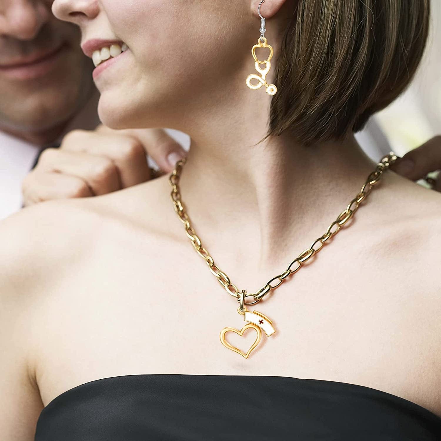 40Pcs Medical Nurse Charms Pendant Set, Gold Alloy Stethoscope Syringe Nurse Cap Hat for Jewelry Making Findings DIY Necklace Bracelet Craft Art Accessories