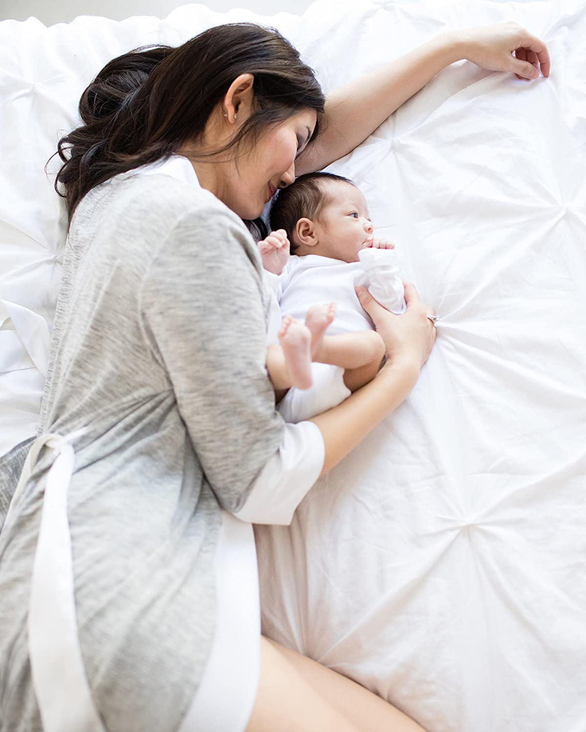 Kindred Bravely Emmaline Maternity & Nursing Robe Hospital Bag/Delivery Essential Apparel & Accessories > Clothing > Sleepwear & Loungewear > Robes Kylie Max