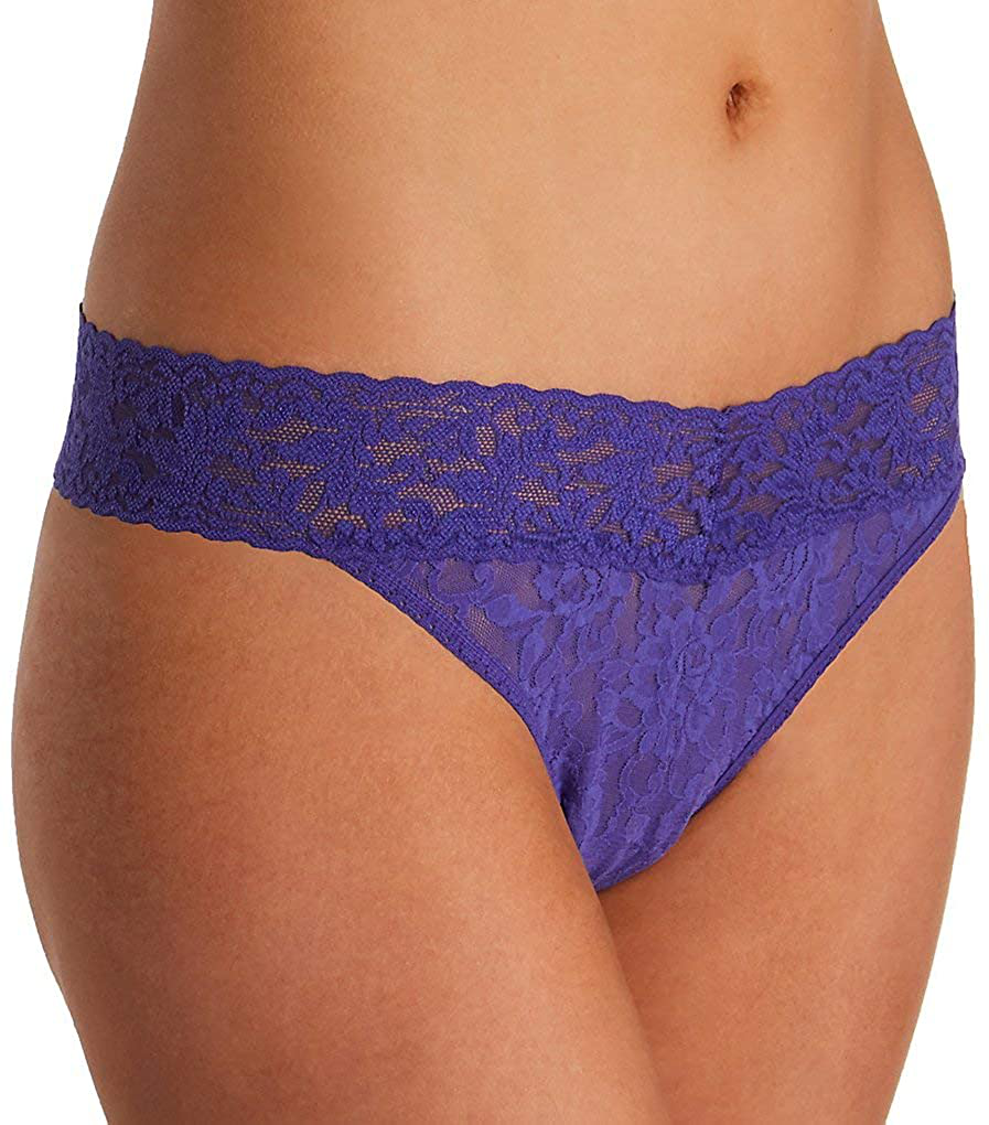 hanky panky, Signature Lace Original Rise Thong, One Size (4-14) Apparel & Accessories > Clothing > Underwear & Socks > Underwear hanky panky Wild Violet One Size