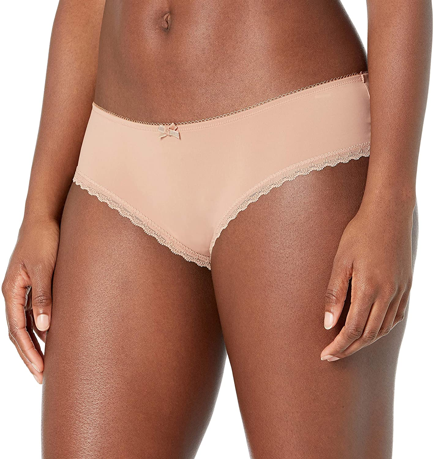Gossard Women'S Smooth Cheekini Apparel & Accessories > Clothing > Underwear & Socks > Underwear Gossard Beige (Skin) Small