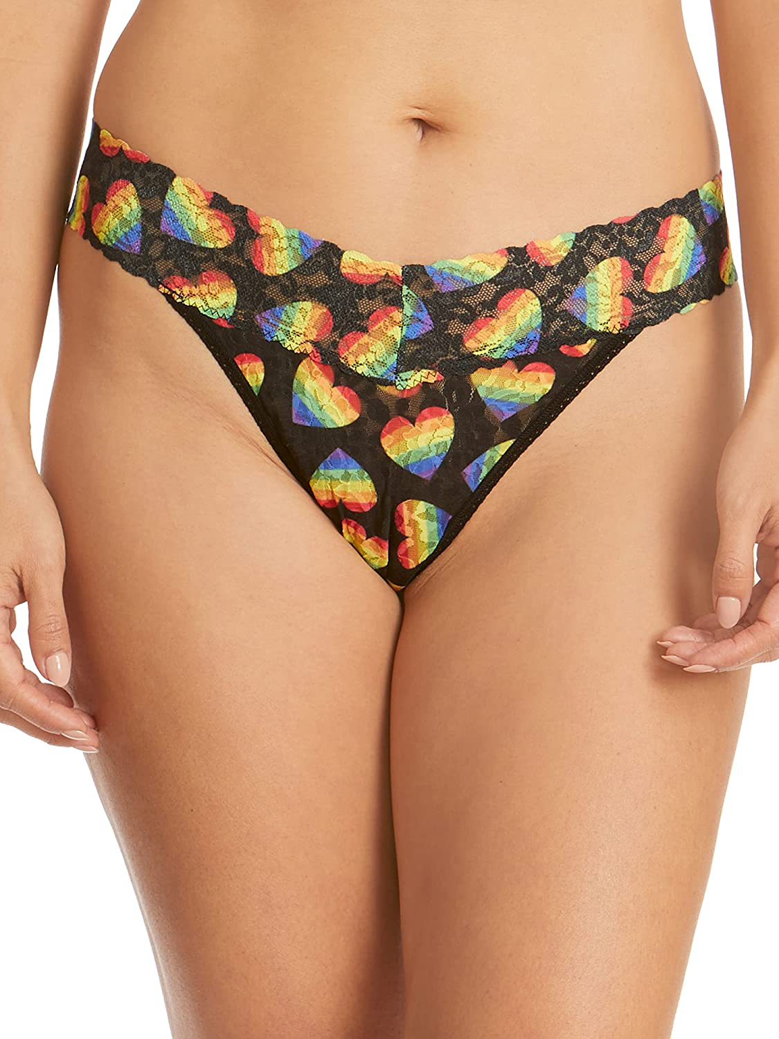 hanky panky, Signature Lace Original Rise Thong, One Size (4-14) Apparel & Accessories > Clothing > Underwear & Socks > Underwear hanky panky Black/Multi One Size