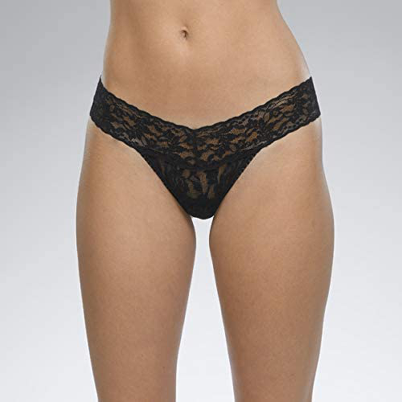 hanky panky, Signature Lace Low Rise Thong, One Size (2-12) Apparel & Accessories > Clothing > Underwear & Socks > Underwear hanky panky