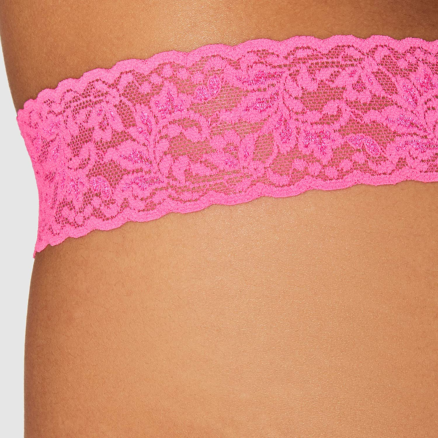 hanky panky Women's Signature Lace Original Rise Thong Apparel & Accessories > Clothing > Underwear & Socks > Underwear hanky panky