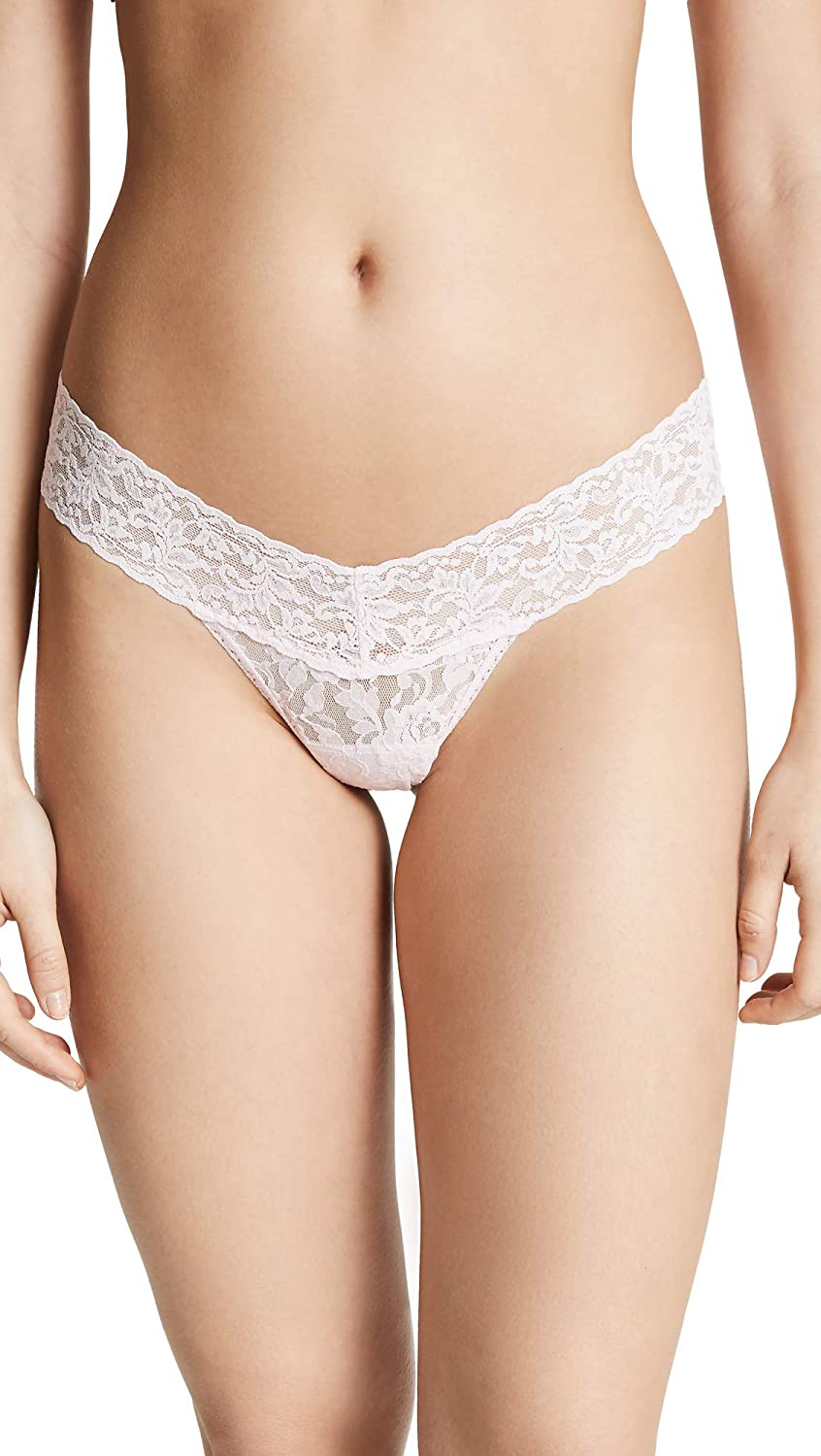 hanky panky, Signature Lace Low Rise Thong, One Size (2-12) Apparel & Accessories > Clothing > Underwear & Socks > Underwear hanky panky
