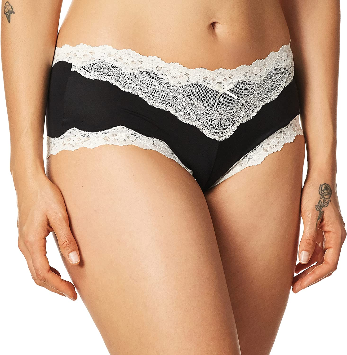 Maidenform Women'S Sexy Must Have Cheeky Hipster Apparel & Accessories > Clothing > Underwear & Socks > Underwear Maidenform Black/Ivory 8