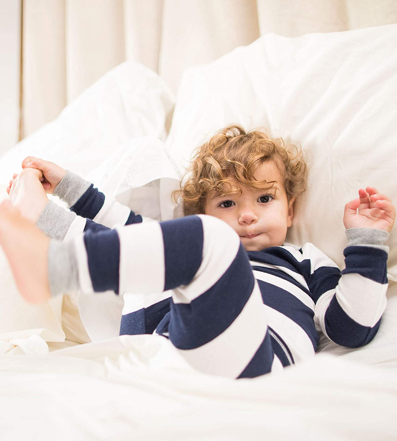 Burt'S Bees Baby Baby Girls' Pajamas, Tee and Pant 2-Piece Pj Set, 100% Organic Cotton Apparel & Accessories > Clothing > Sleepwear & Loungewear > Pajamas Kylie Max