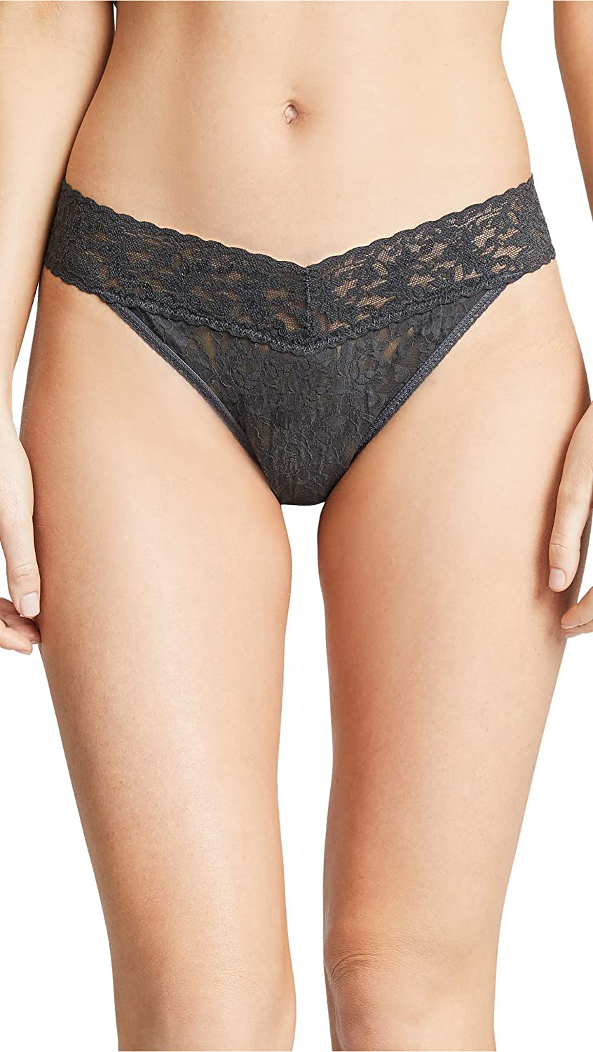 hanky panky, Signature Lace Original Rise Thong, One Size (4-14) Apparel & Accessories > Clothing > Underwear & Socks > Underwear hanky panky Granite One Size