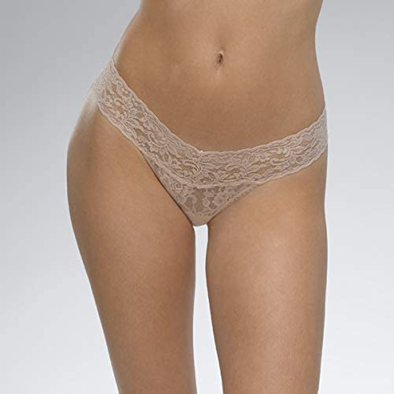 hanky panky, Signature Lace Low Rise Thong, One Size (2-12) Apparel & Accessories > Clothing > Underwear & Socks > Underwear hanky panky Chai One Size