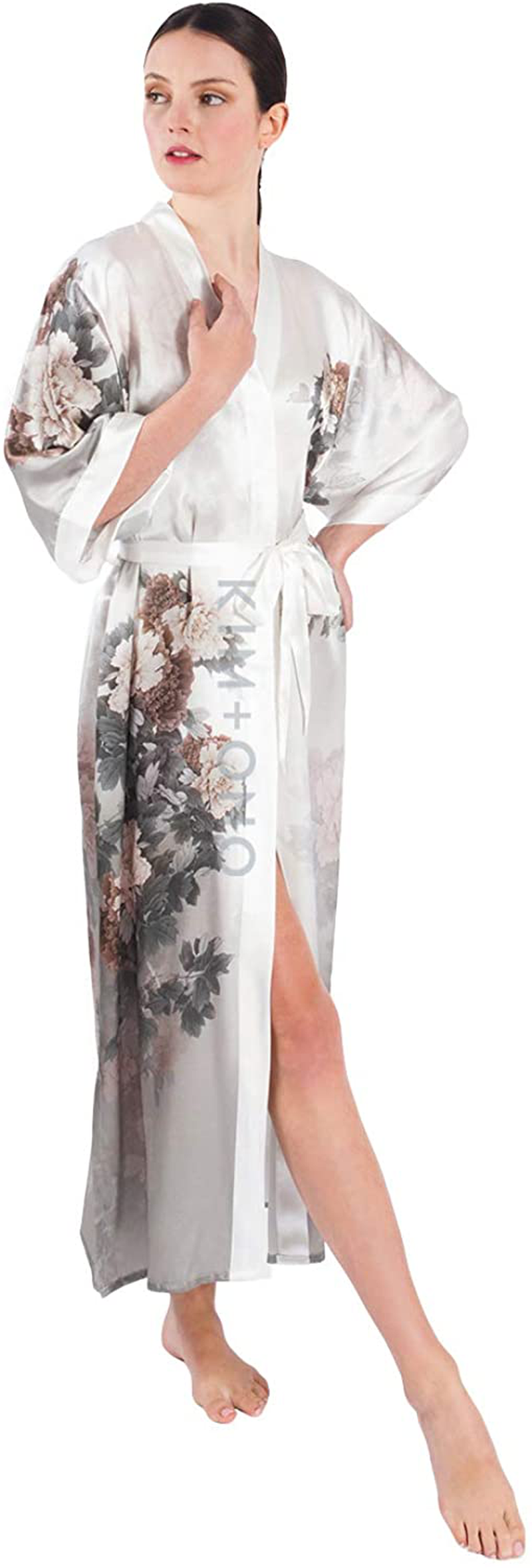 KIM+ONO Women'S Silk Kimono Robe Long - Floral Print Apparel & Accessories > Clothing > Sleepwear & Loungewear > Robes KIM+ONO Keina- White