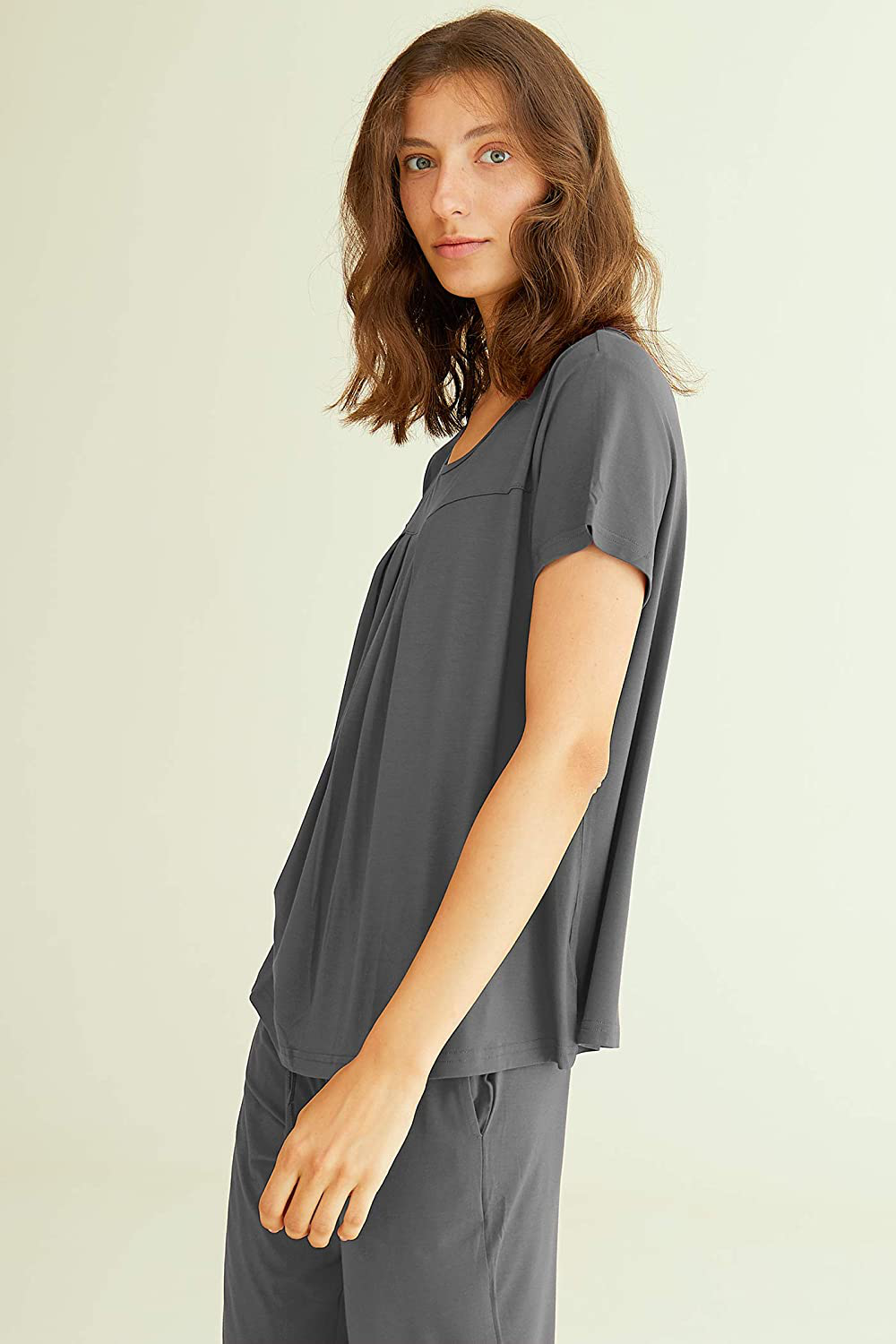 Latuza Women’S Pleated Loungewear Top and Capris Pajamas Set Apparel & Accessories > Clothing > Sleepwear & Loungewear > Pajamas Kylie Max