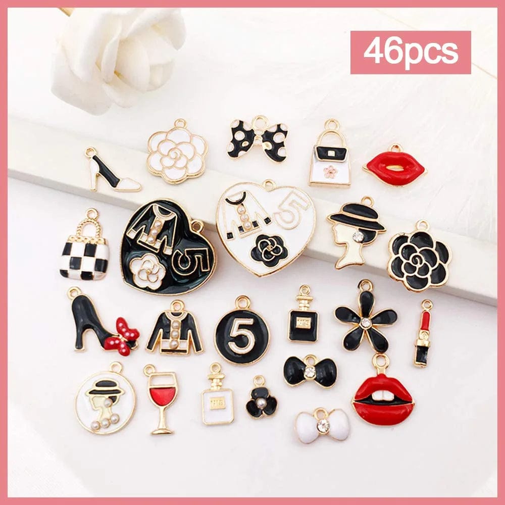 46Pcs Charms for Jewelry Making, Assorted Plated Enamel Women Makeup Pendant Lipstick Perfume Fashion Style Charm for DIY Necklace Bracelet Earring Crafting for Birthday Gift