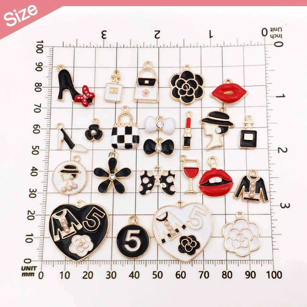 46Pcs Charms for Jewelry Making, Assorted Plated Enamel Women Makeup Pendant Lipstick Perfume Fashion Style Charm for DIY Necklace Bracelet Earring Crafting for Birthday Gift