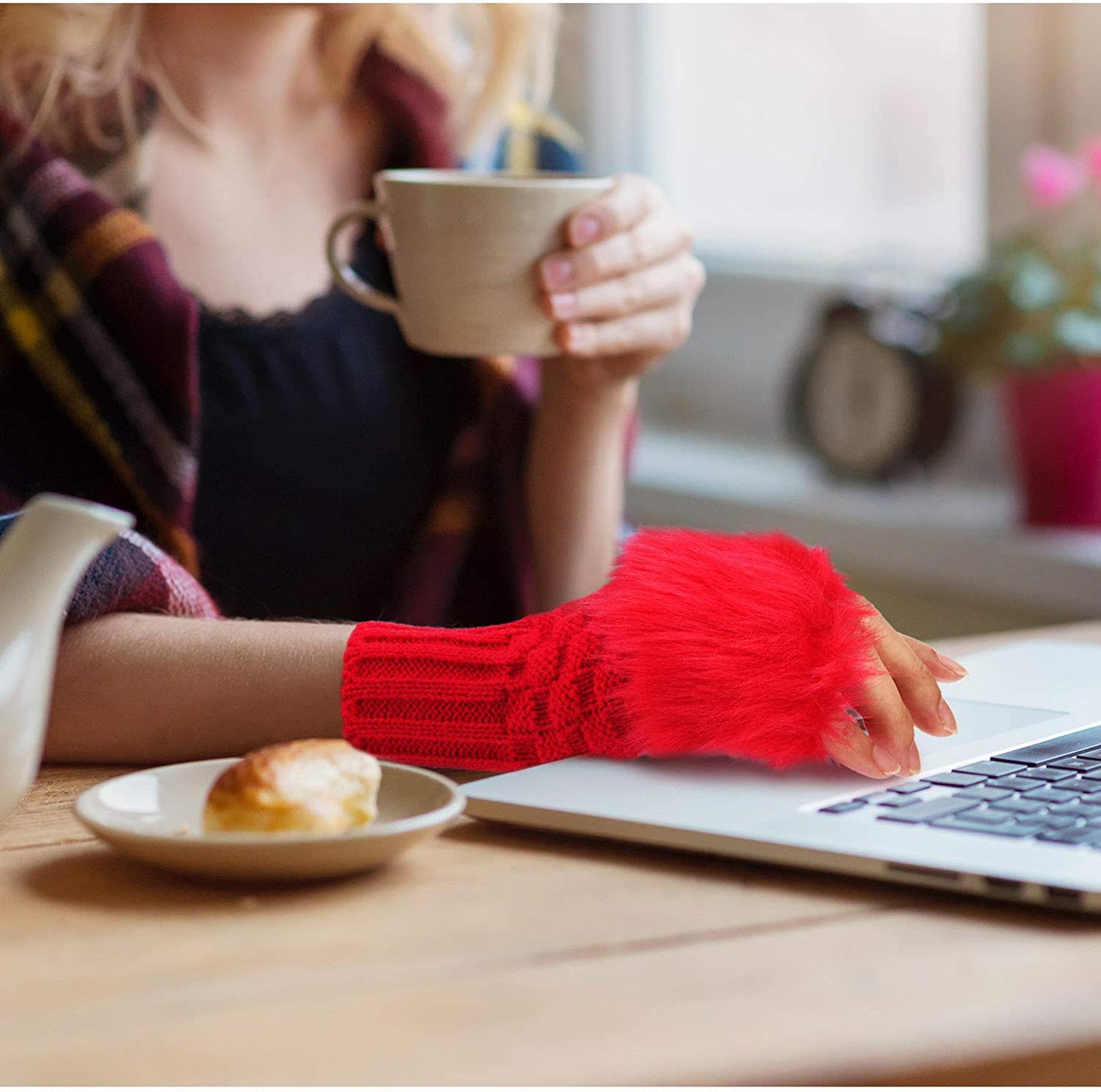 Boao 2 Pairs Fingerless Winter Gloves Short Touchscreen Gloves Thumb Hole Mittens Knitted Warm Gloves with Faux Fur Apparel & Accessories > Clothing Accessories > Gloves & Mittens Boao