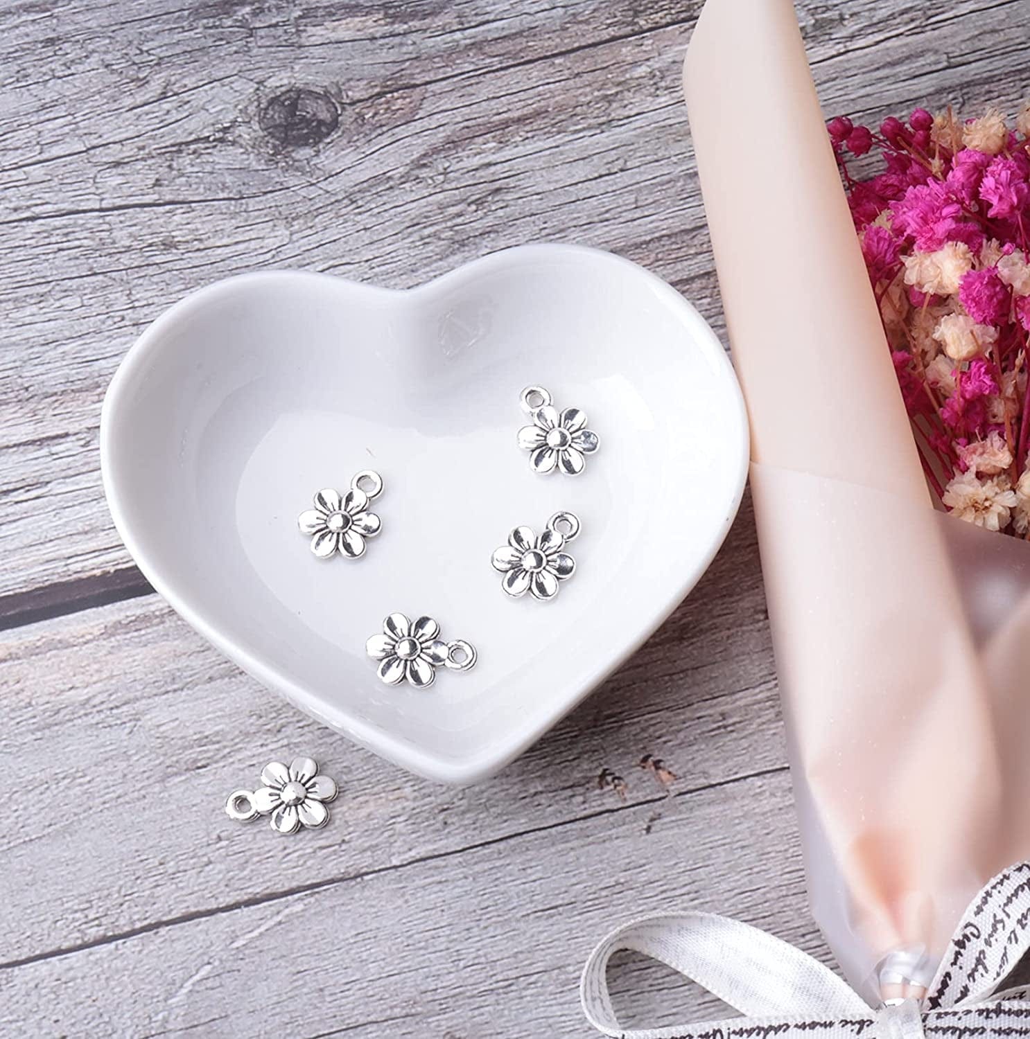 50 Pcs Little Flowers Charms Metal Vintage Cute Vintage Small Flower Pendants for Jewelry Making Kit Bracelet Necklace DIY Making Crafting Project Accessories Supplies (Silver)