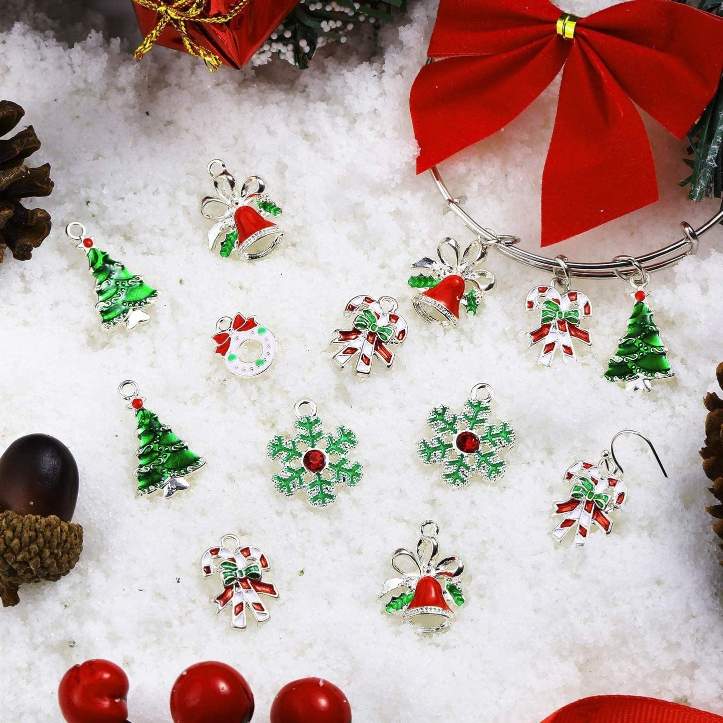 50 Pieces Assorted Enamel Charm Pendants Christmas Tree Charms Snowflake Garland Bell Craft Charm Christmas Theme Decorative Enamel Pendants for DIY Crafts Jewelry Making Supplies