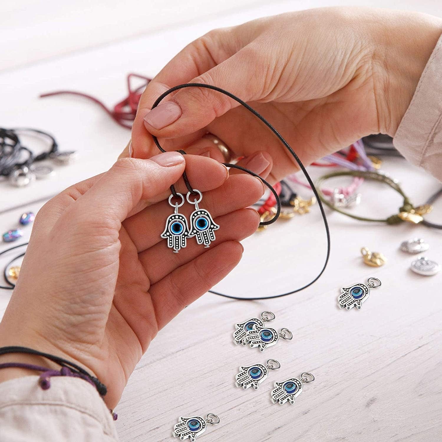 50 Pieces Hamsa Hand Charms Hamsa Evil Eye Pendant Bead Pendant Fatima Symbol Hand Beads Charms Pendant for Women Jewelry DIY Making Decor