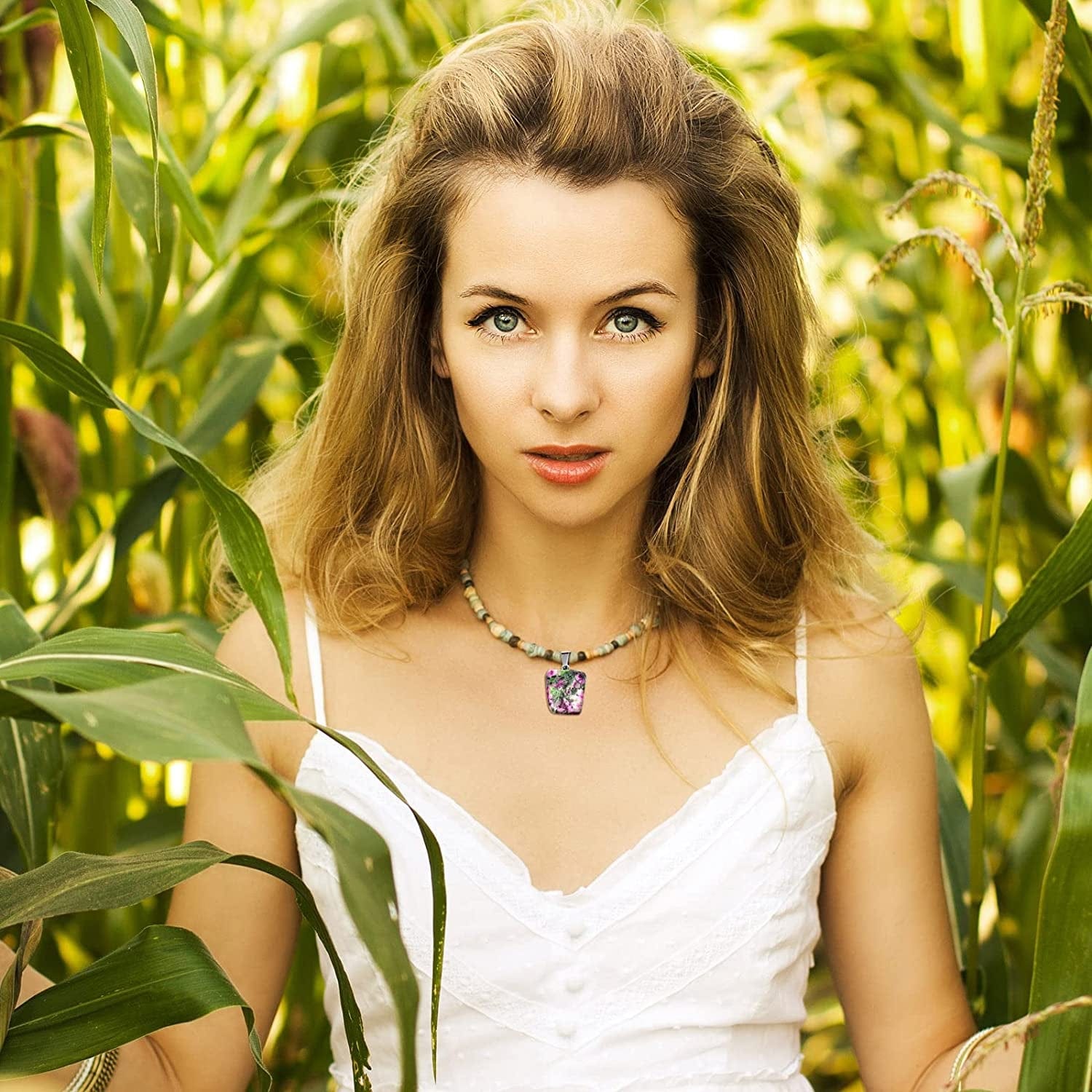 50 Pieces Mixed Stone Beads Crystal Stone Pendants Quartz Charms with Storage Bag for Jewelry Making