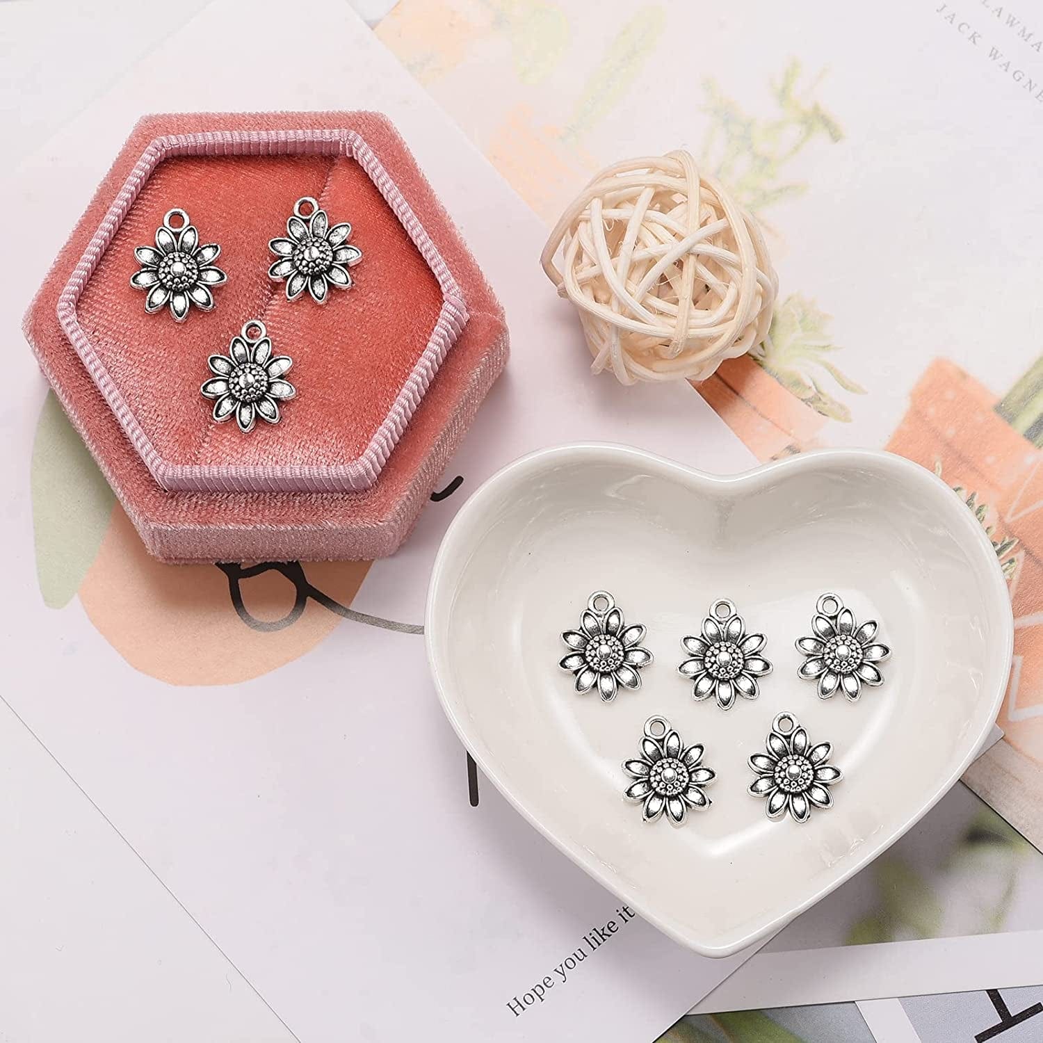 50Pcs Antique Silver Plated Sunflower Flower Charms Pendant DIY Bracelets Necklace Jewelry Making Craft Wholesale 15Mmx13Mm(A298)