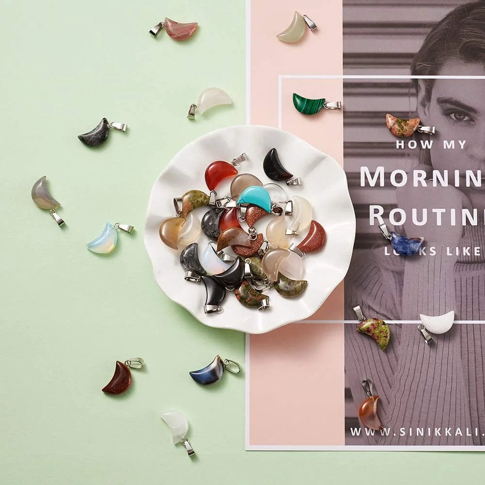 50Pcs Crescent Moon Shaped Mixed Stone Pendants Healing Crystal Quartz Chakra Reiki Gemstone Charms for Necklace Jewelry Making Hole: 2X7Mm