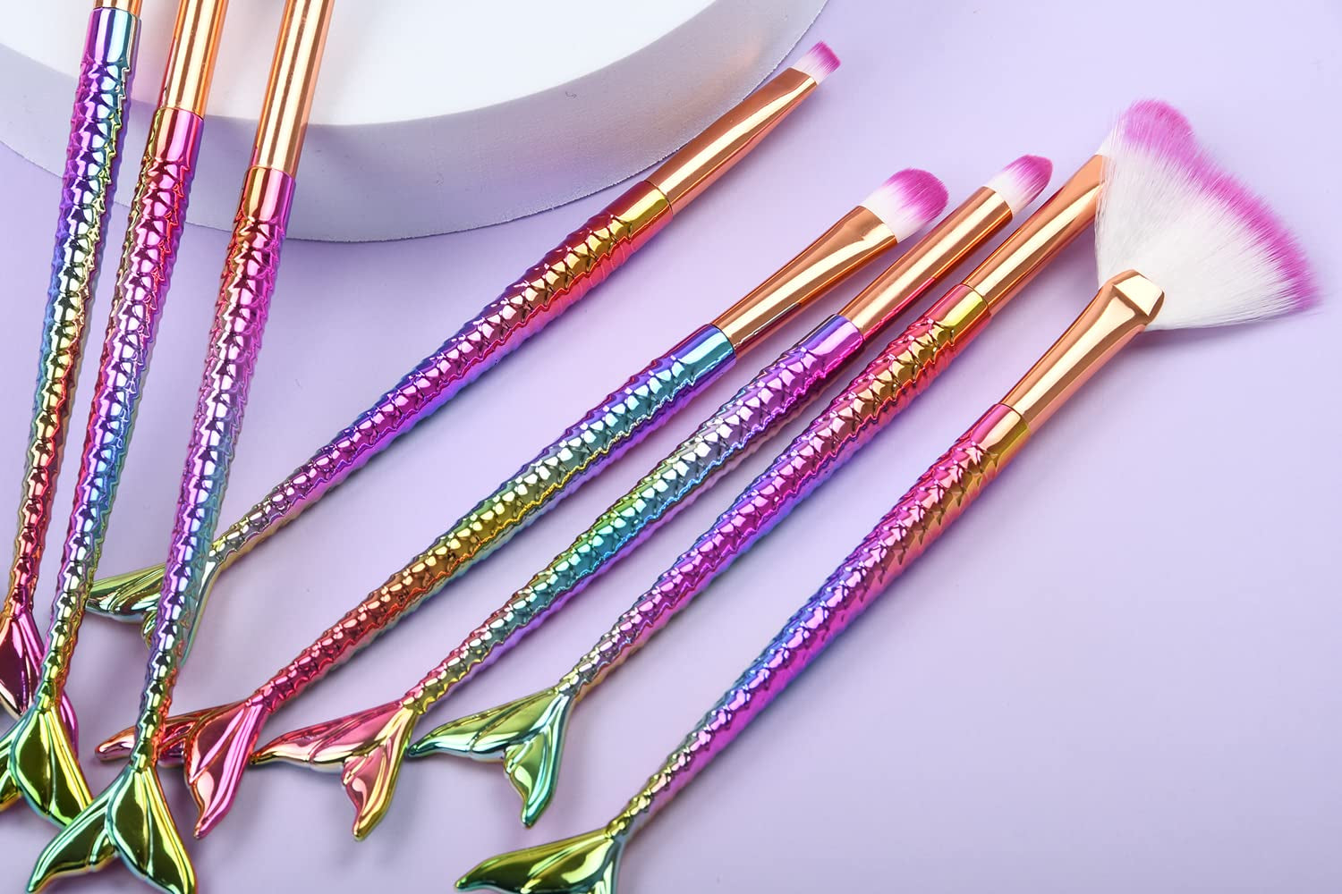 Tenmon 10 Pcs Mermaid Eye Makeup Brushes Set, Professional Eyeshadow Makeup Brushes Set with Soft Synthetic Hairs for Eyeshadow, Concealer, Eyeliner, Brow Blending, Highlighter Brush Tool Health & Beauty > Personal Care > Cosmetics > Cosmetic Tools > Makeup Tools Tenmon