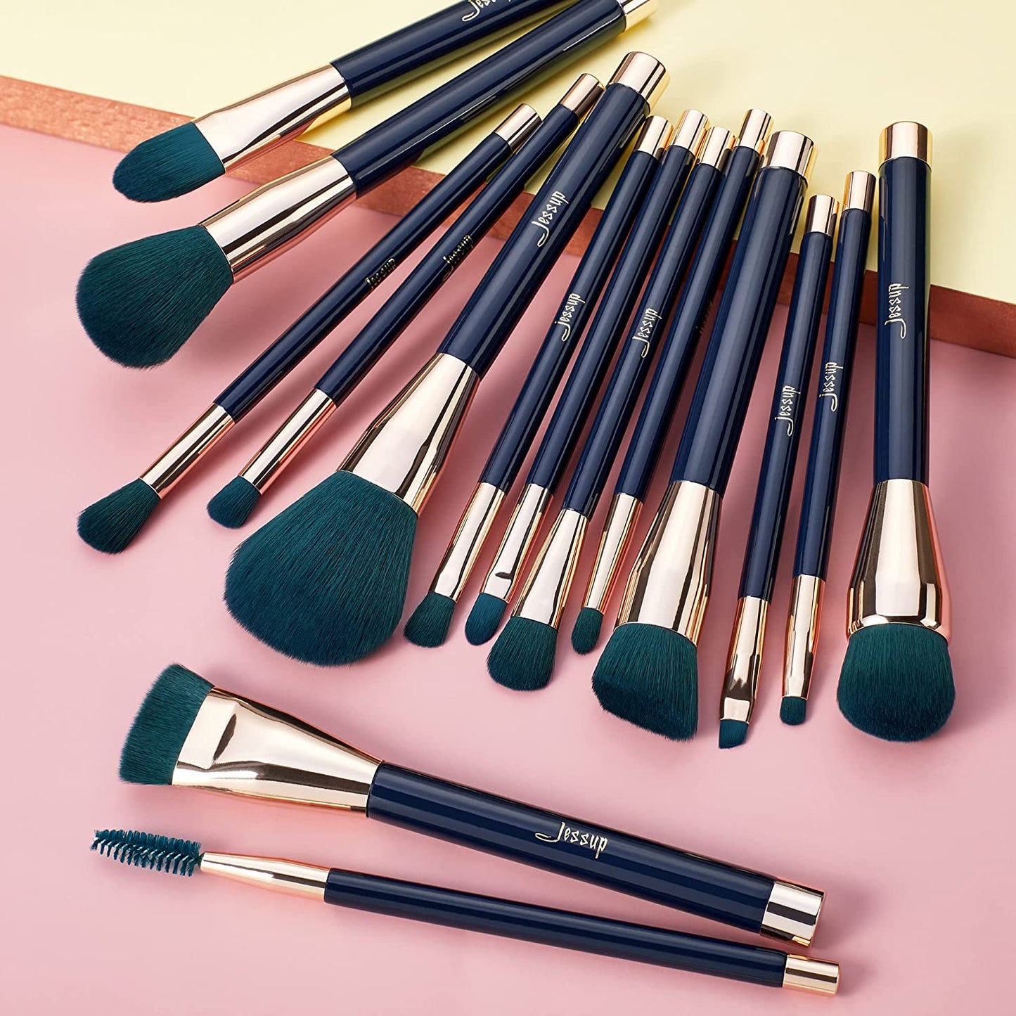 Jessup 15Pcs Makeup Brushes Set Powder Foundation Eyeshadow Eyeliner Lip Contour Concealer Smudge Brush Tool Blue/Darkgreen T113 Health & Beauty > Personal Care > Cosmetics > Cosmetic Tools > Makeup Tools Jessup