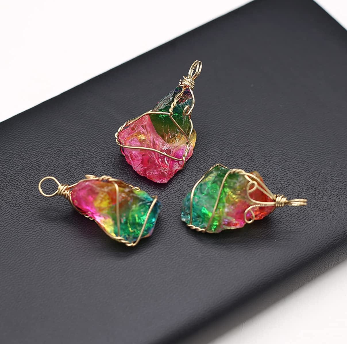 5Pcs Natural Crystal 5Pcs Stone Pendant, Chakra Crystal Healing Stone Pendants Charms for Necklace Jewelry Making