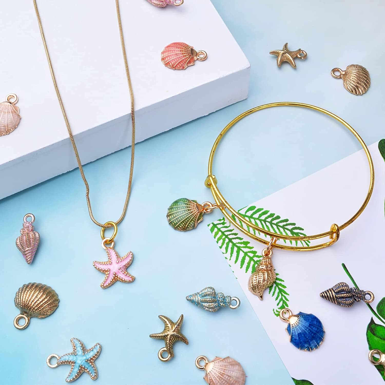 60Pcs Alloy Ocean Starfish Seashell Conch Charms Colorful Enamel Ocean Life Sea Animal Pendants Charms Craft Supplies for DIY Jewelry Making Birthday Wedding Party Favor Gifts