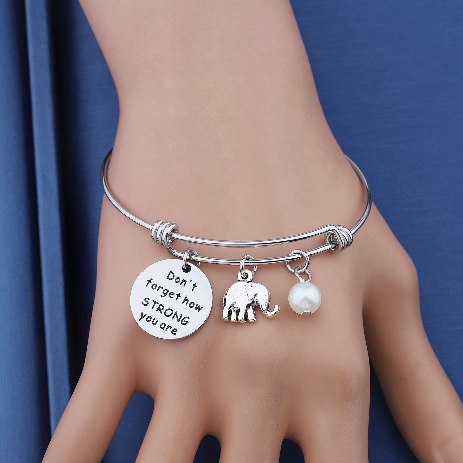 MYOSPARK Elephant Keychain Don'T Forget How Strong You Are Inspirational Gift for Graduate Elephant Lovers Apparel & Accessories > Jewelry > Necklaces MYOSPARK