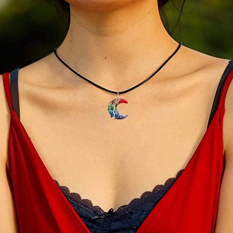 7 Chakra Tree of Life Moon Necklace Wire Wrapped Healing Crystal Necklace Natural Resin Reiki Crystals Moon Jewelry for Women Creative Birthday Gift/Energy Gift