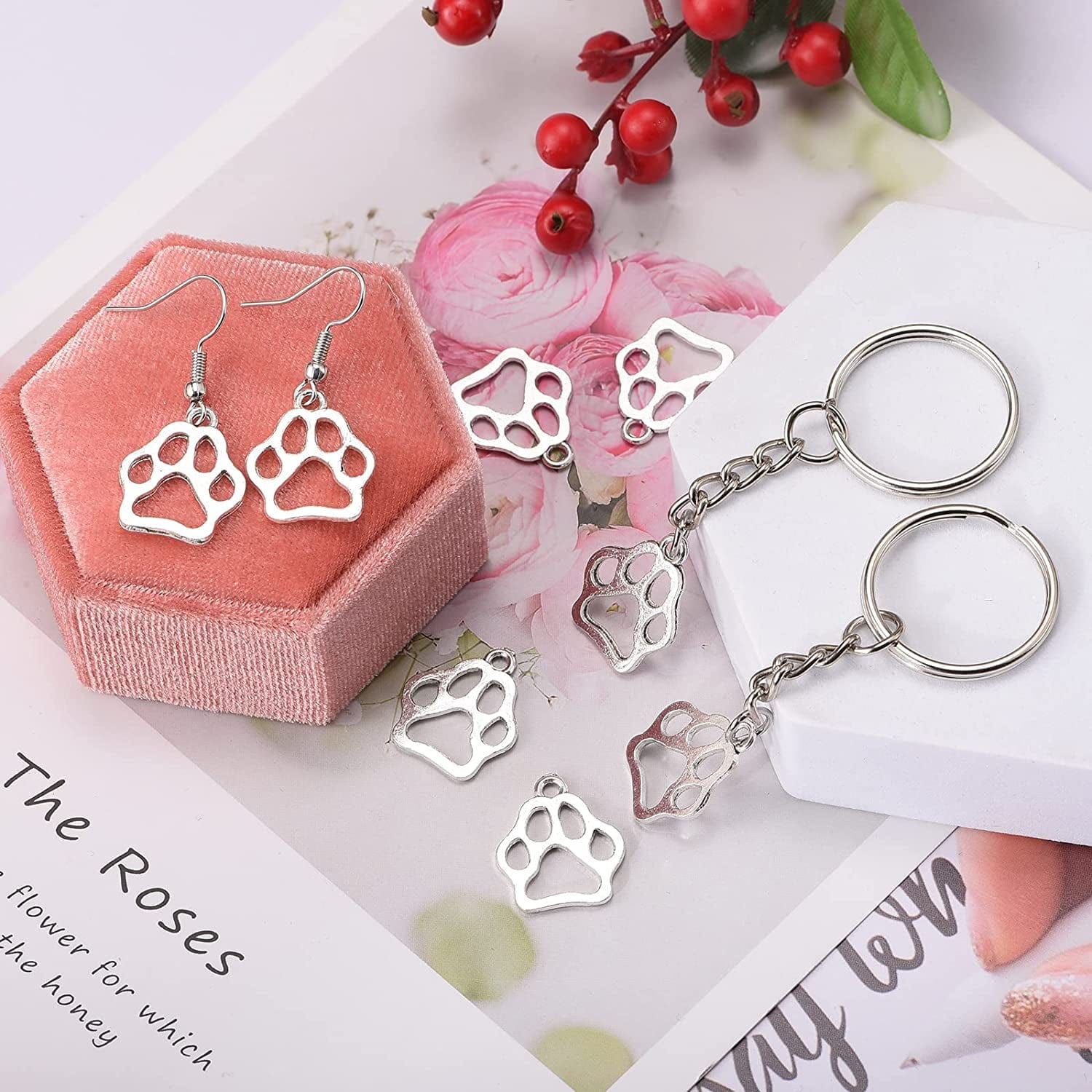 80Pcs Antique Silver Plated Dog Paw Prints Charms Pendant DIY Bracelets Necklace Jewelry Making Craft Wholesale 19Mmx17Mm(A286)