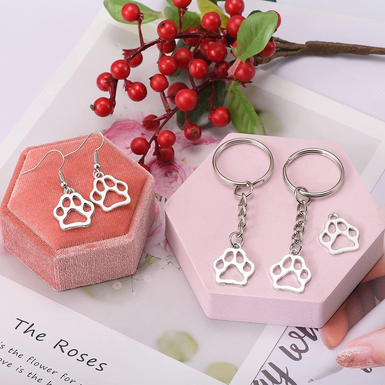 80Pcs Antique Silver Plated Dog Paw Prints Charms Pendant DIY Bracelets Necklace Jewelry Making Craft Wholesale 19Mmx17Mm(A286)