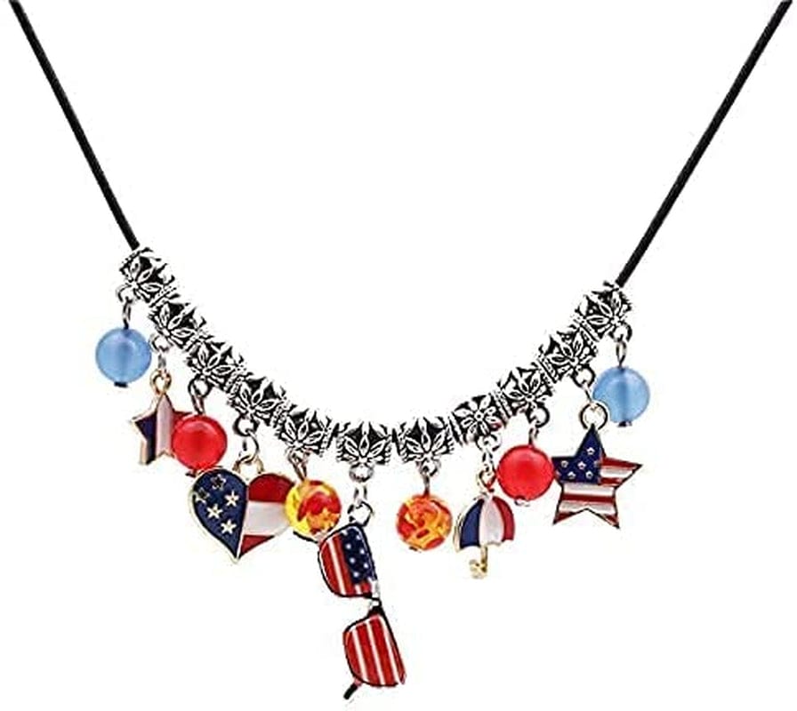 90 Pcs American Flag Charms, Pendant Patriotic Enamel Charms for Independence Day 4Th of July Flag Dangle Star & Heart Charm Ornament DIY Jewelry Bracelets Necklaces Earrings Head Cords 90